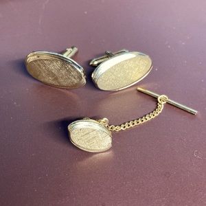 Cufflink and tie tack set